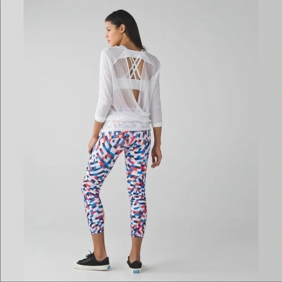 Lululemon Wunder Under Capoeira Multi Color Leggings High Waisted Size 4 - Picture 12 of 13